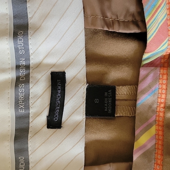 Express | Correspondent Khaki Wide Leg Cropped Pants - Picture 5 of 6